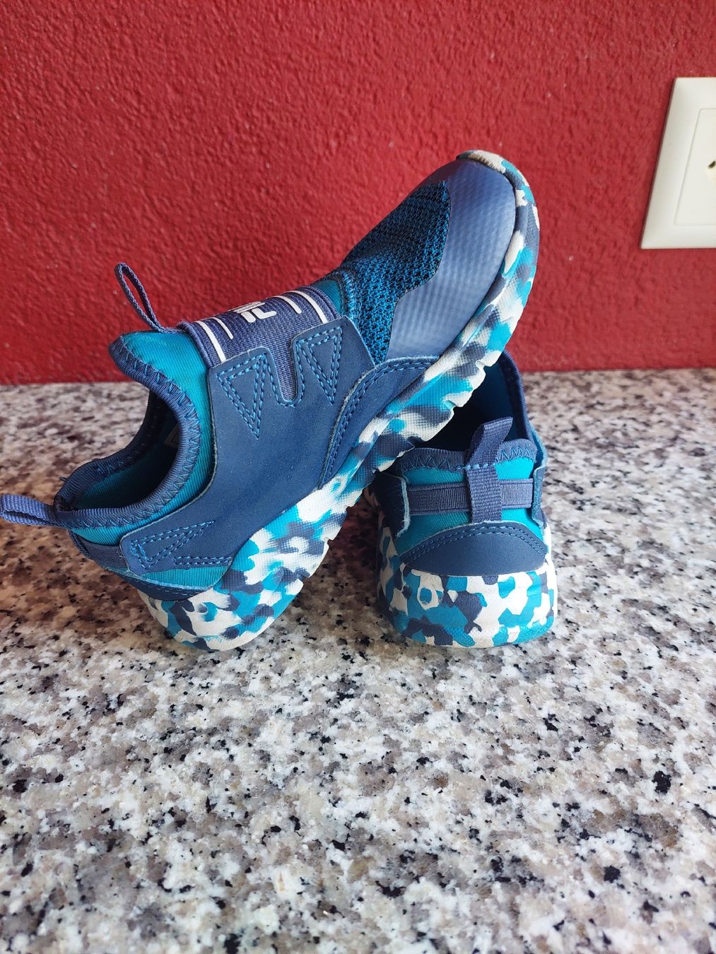 Fila Scarpe per ragazzi: Sneaker FILA #29 – Usato da Stettlen venduto da Dolores1987 3