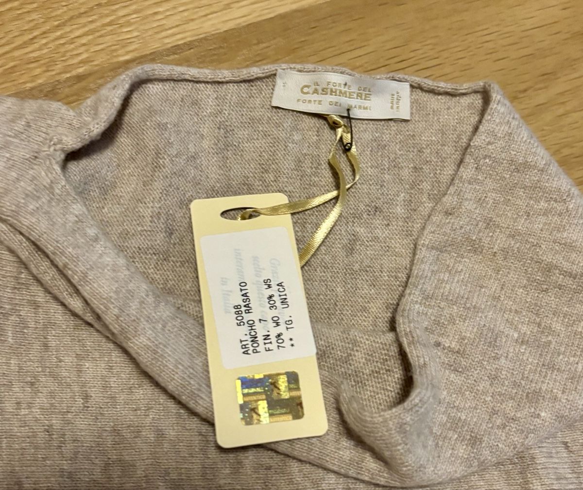 Altro in  Abbigliamento & Accessori: Cashmere Mix Poncho mit Fransen – Nuovo (secondo la descrizione) da Baden venduto da Tiffany6878 1
