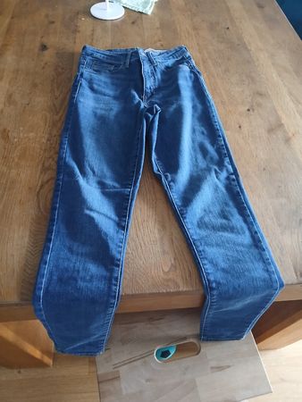 Jeans Skinny S/30 dunkelblau 1 mal getragen Vero Moda