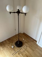 Stehlampe Jugendstil 3 Kugeln Milchglas Dunkelbraun