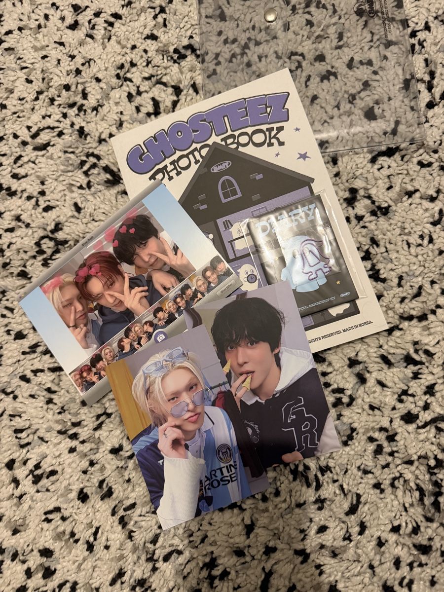 BD: ateez ghosteez membership kit  – D'occasion à Figino par 1024sells 1