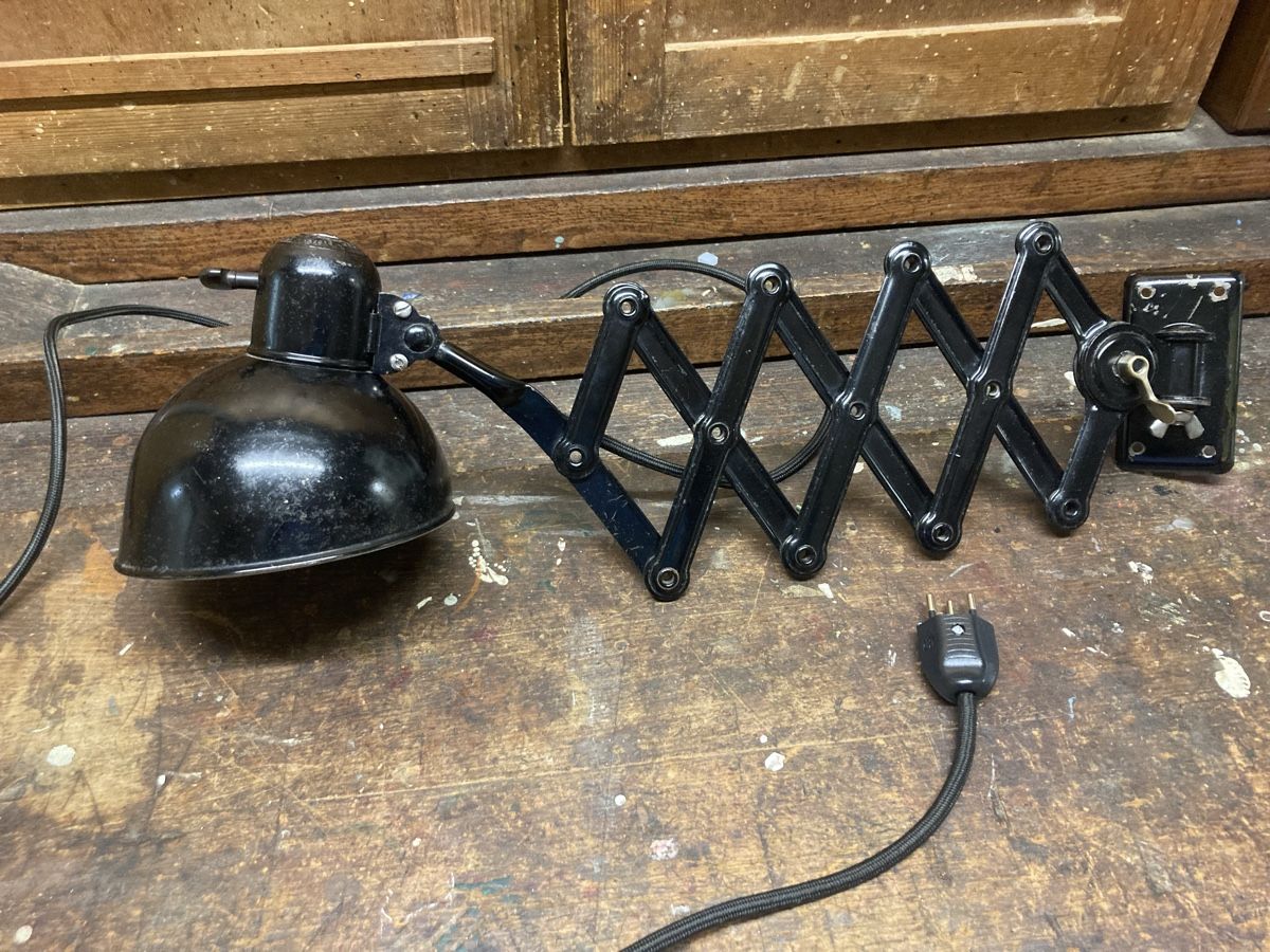 Kaiser Lampade: Kaiser Idell Scherenlampe schwarz, Stoffkabel, CH-Stecker – Usato da Schaffhausen venduto da Mano99 4
