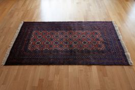 Tapis d’Orient en laine aux motifs Boukhara