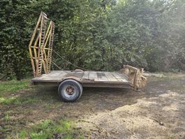 Transportanhänger mit Rampen