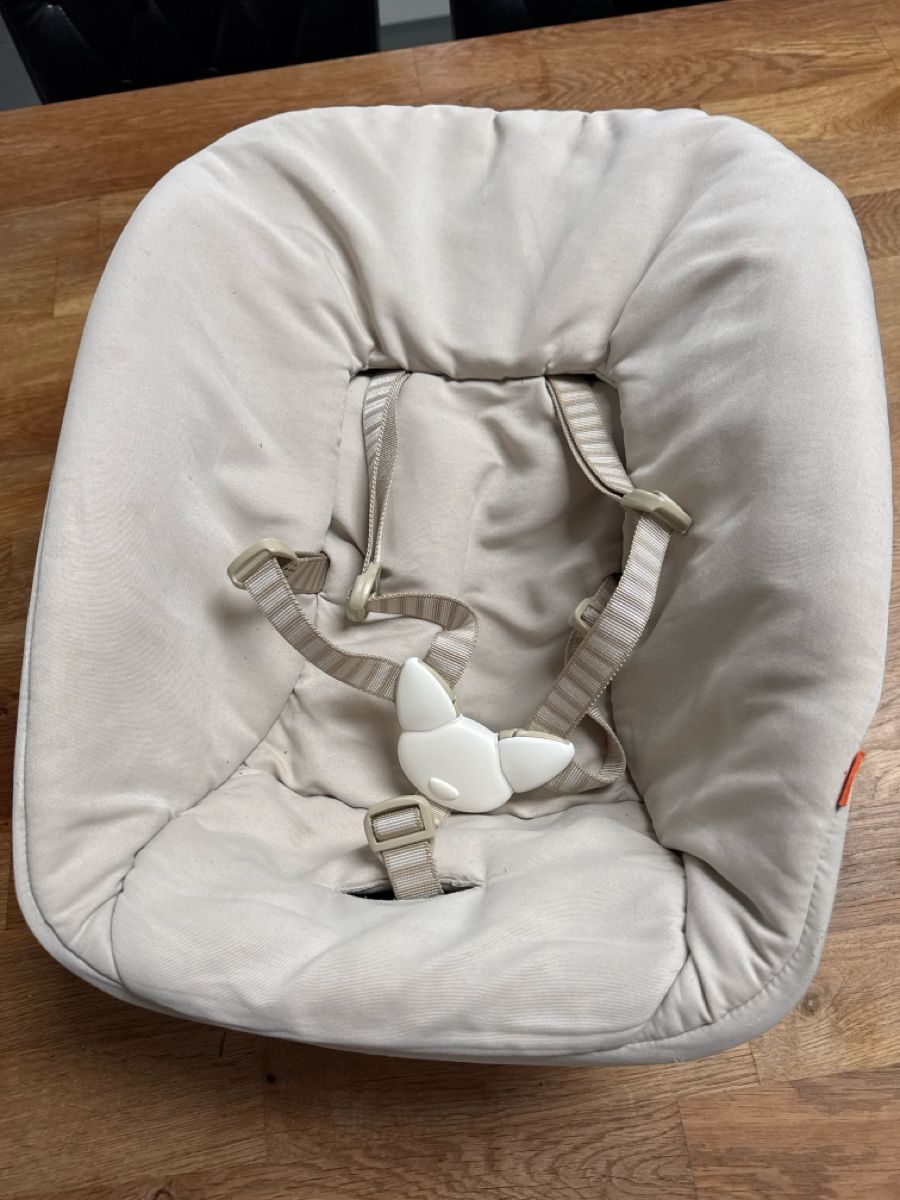 Stokke Seggioloni: Stokke New Born TripTrap Aufsatz – Usato da Sempach venduto da Nimsaj5 3