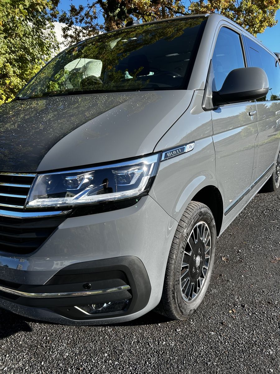 VW Automobili: VW Multivan T6.1 Family – Usato da Zug venduto da Bure0 7