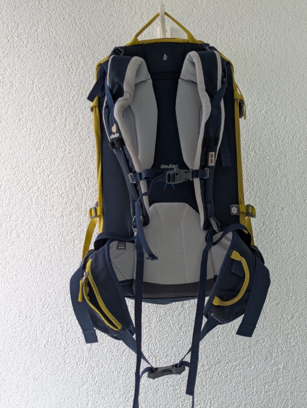 Deuter Zaini: Deuter Guide Lite 28+ SL (28 Liter) – Usato da Biberstein venduto da Sempervivum 1