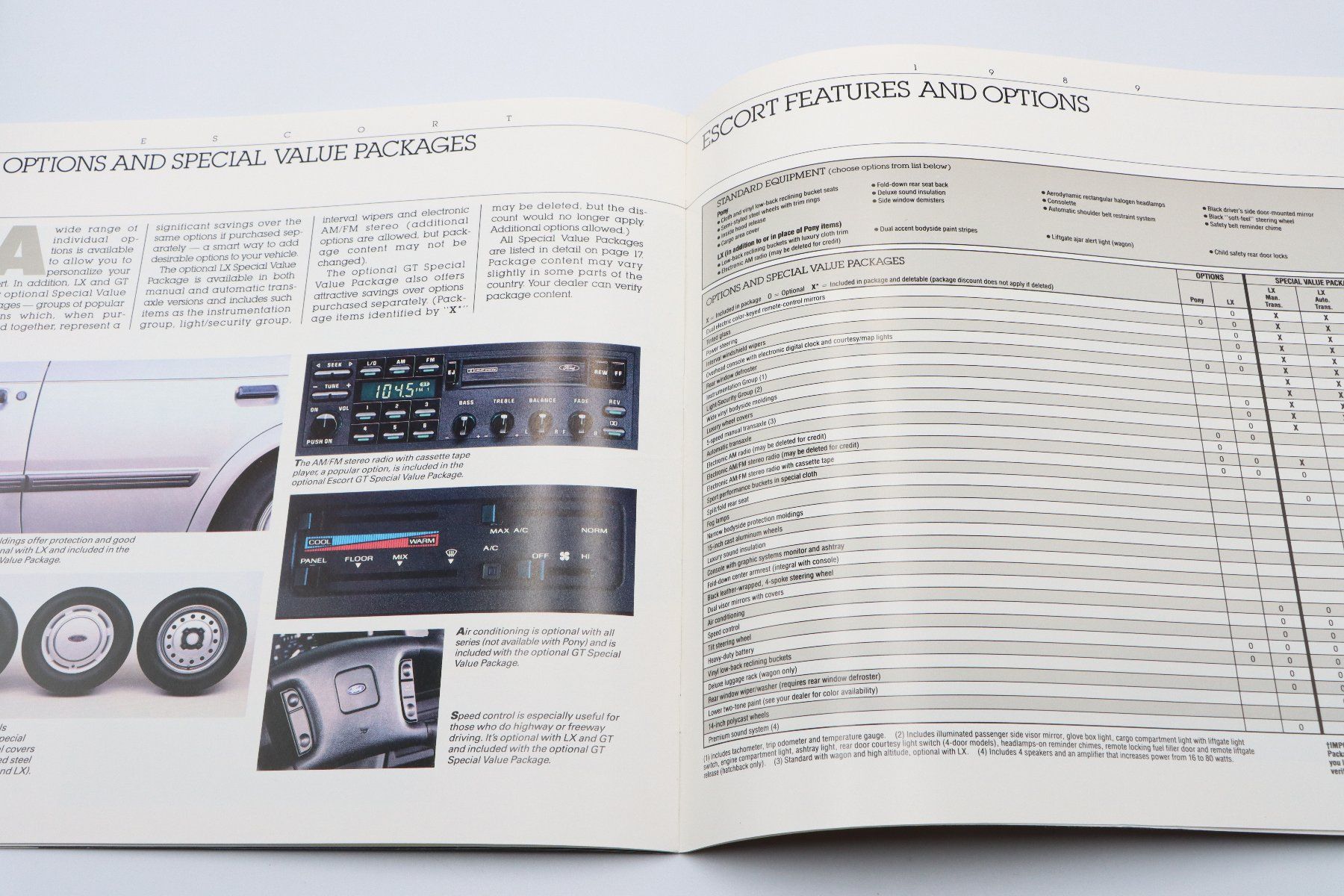 Ford Dokumente: Ford Escort 1989 Prospekt – Gebraucht aus Bühl b.Aarberg von  8