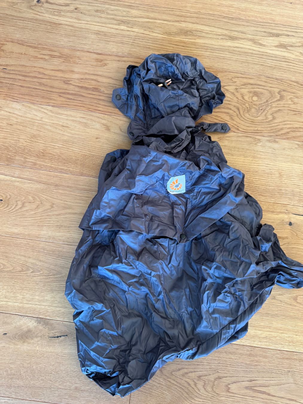 Ergo Baby Marsupi portabebè: Ergobaby Regenschutz – Usato da Zofingen venduto da StephanieH06 1