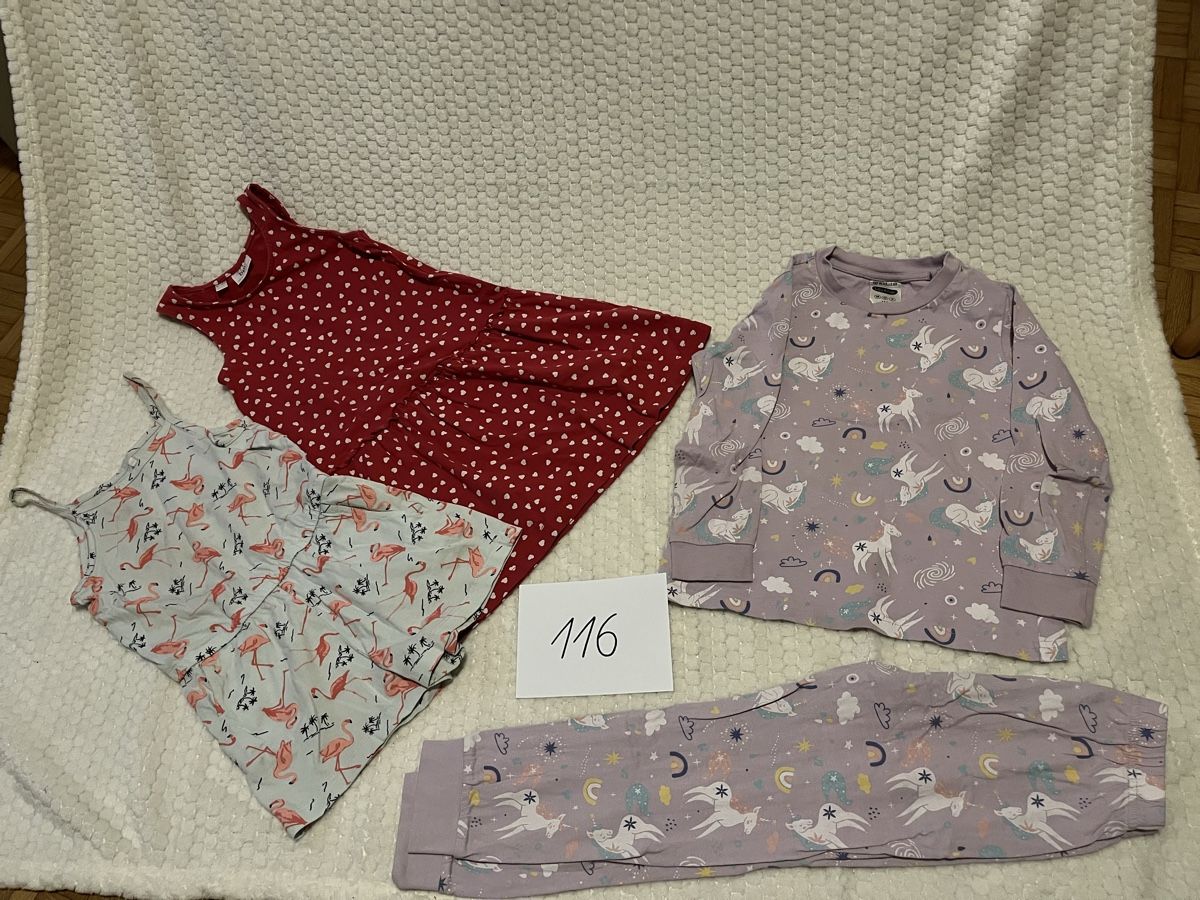 Kleiderpakete & -sets: Kleiderpaket Gr.116 – Gebraucht aus baden von jessgold 1