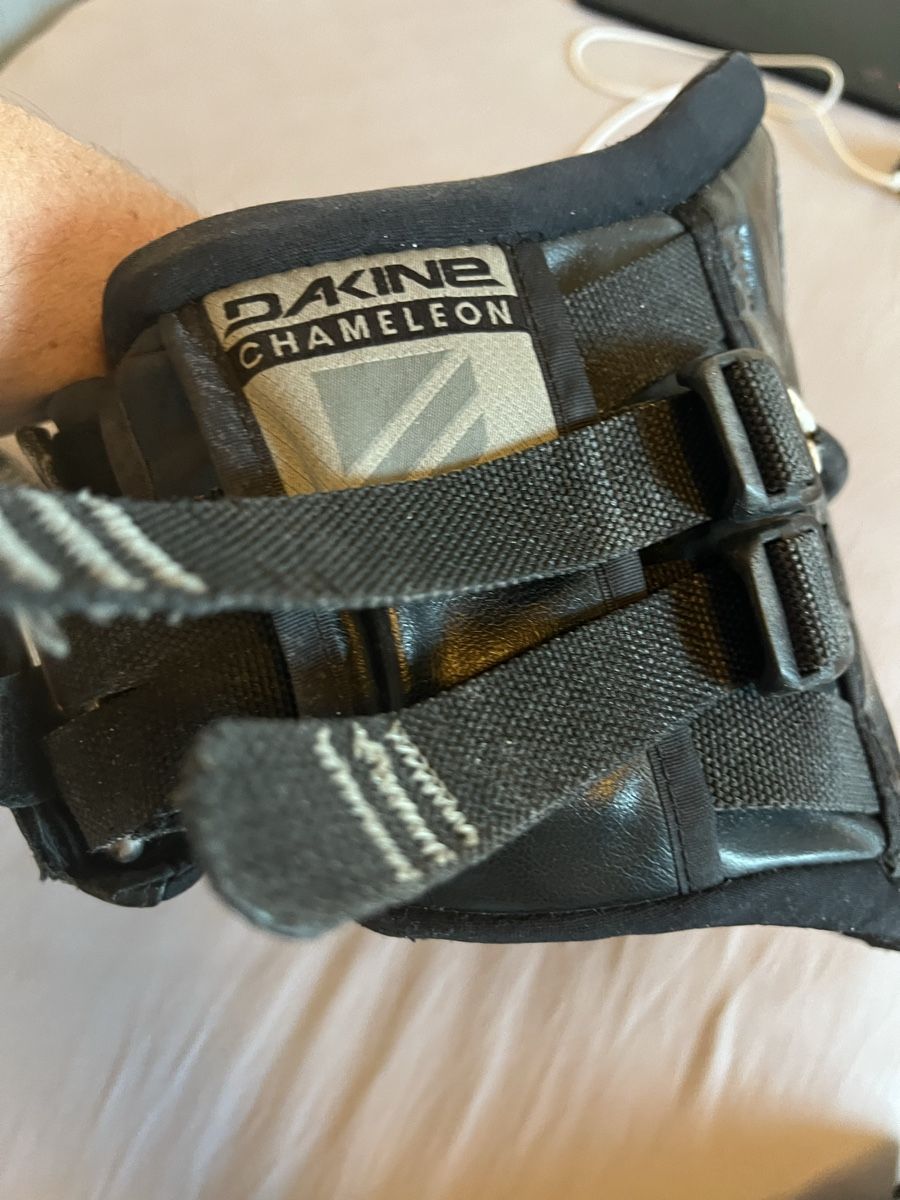 Dakine Sport dell'aria & Aquiloni: DAKINE Chameleon Harnais Kitesurf S – Usato da Grand Lancy venduto da VVTrenkov 3