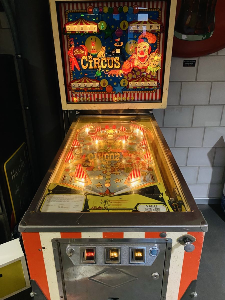 Flipperkästen: Flipperautomat Bally Circus – Gebraucht aus Tafers von  5