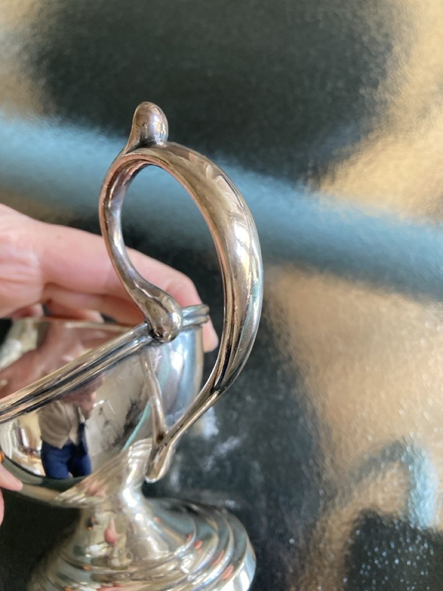 Schalen: Edle Sauciere versilbert alt, sehr elegante Form – Gebraucht aus Zürich von kostbares 4