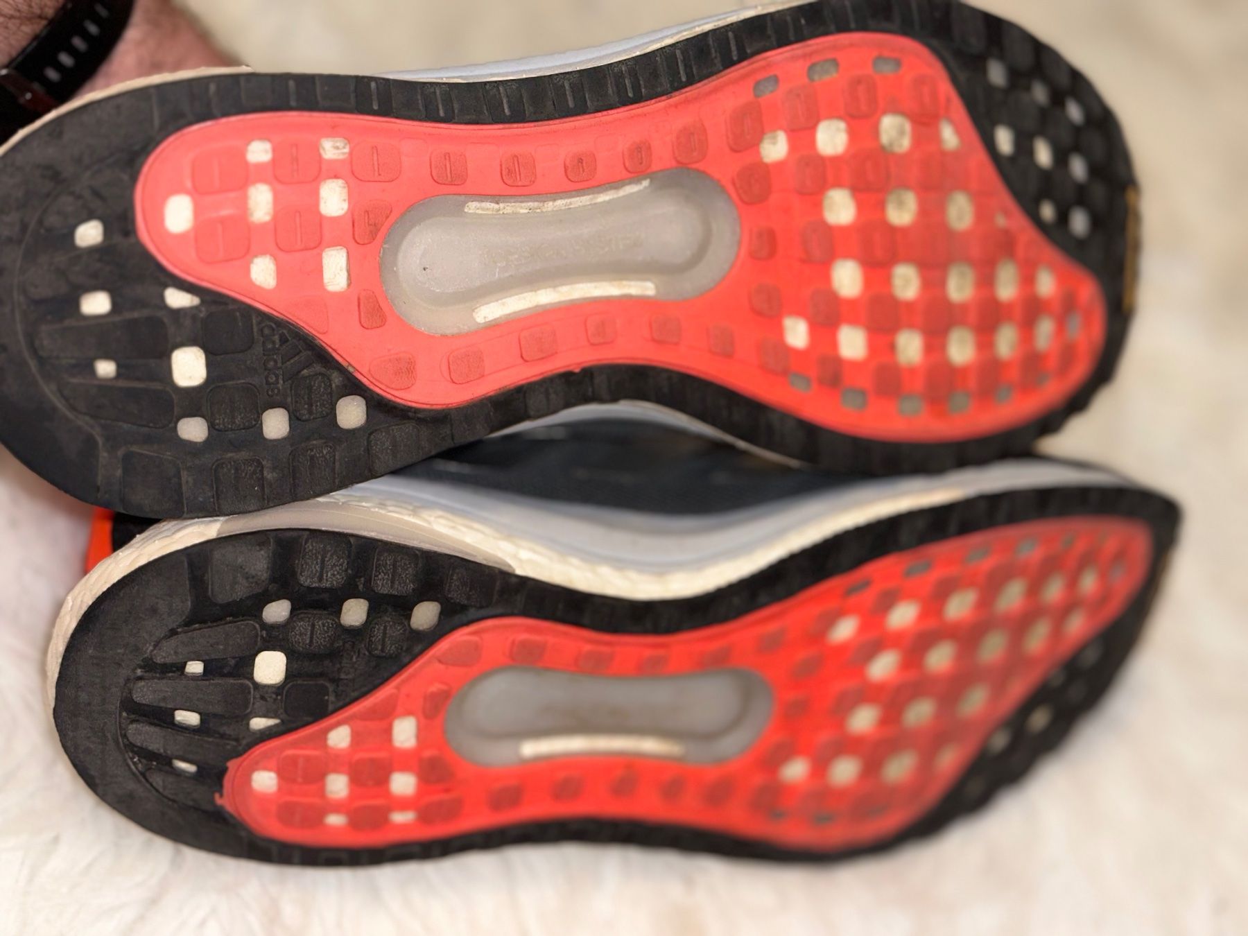 Adidas Scarpe da uomo: Adidas Solar Glide 4 ST Laufschuhe – Usato da Kriens venduto da saleworld 4