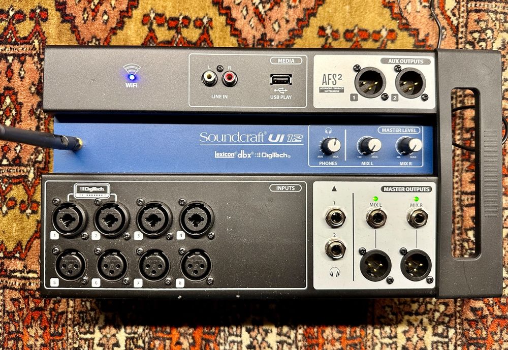 Soundcraft Ui12 digital mixer with effects NP 329 Kaufen auf Ricardo