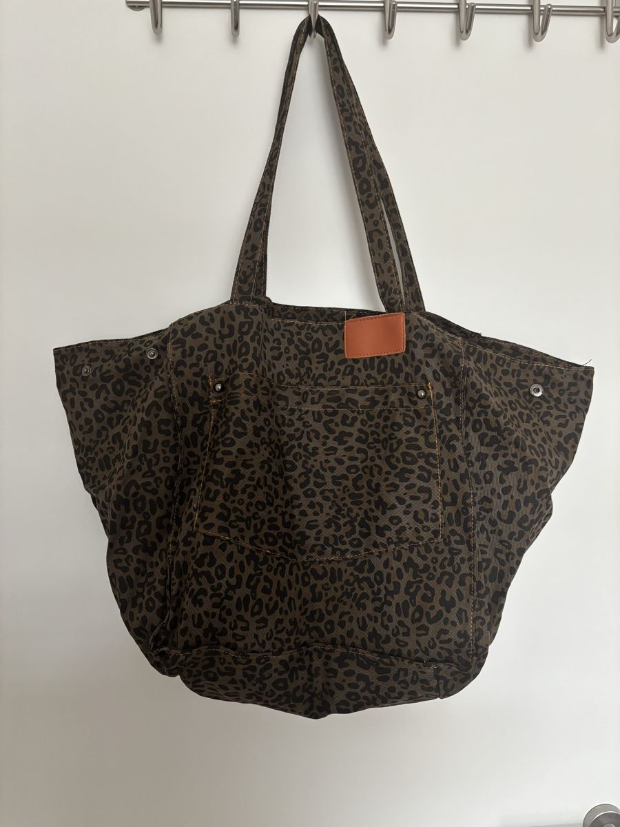 Borse da donna: Tasche Leopardenmuster  – Nuovo (secondo la descrizione) da Hunzenschwil venduto da ede_h8tt