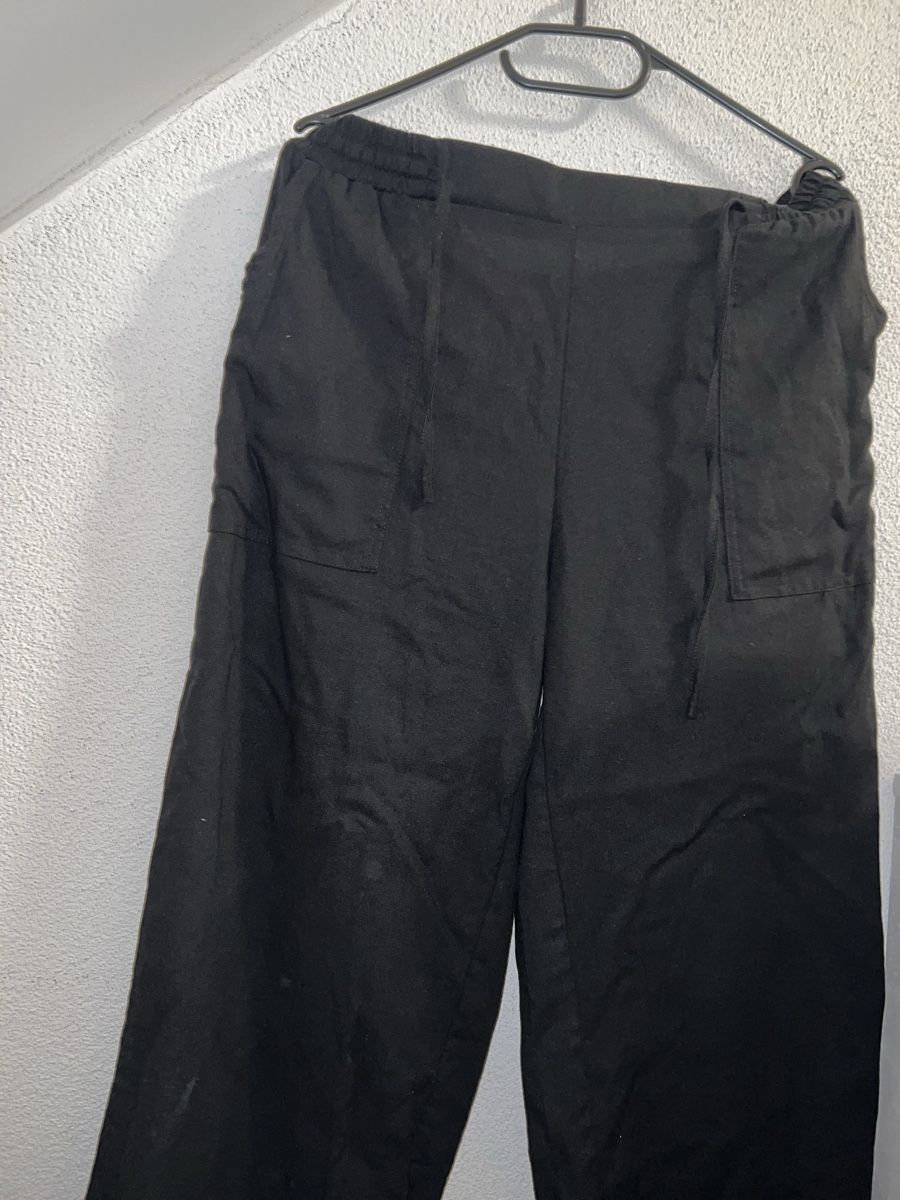 Pantaloni: Schwarzi Stoffhose, XL Neu – Nuovo (secondo la descrizione) da Oberentfelden venduto da Dianaaaaaa 1