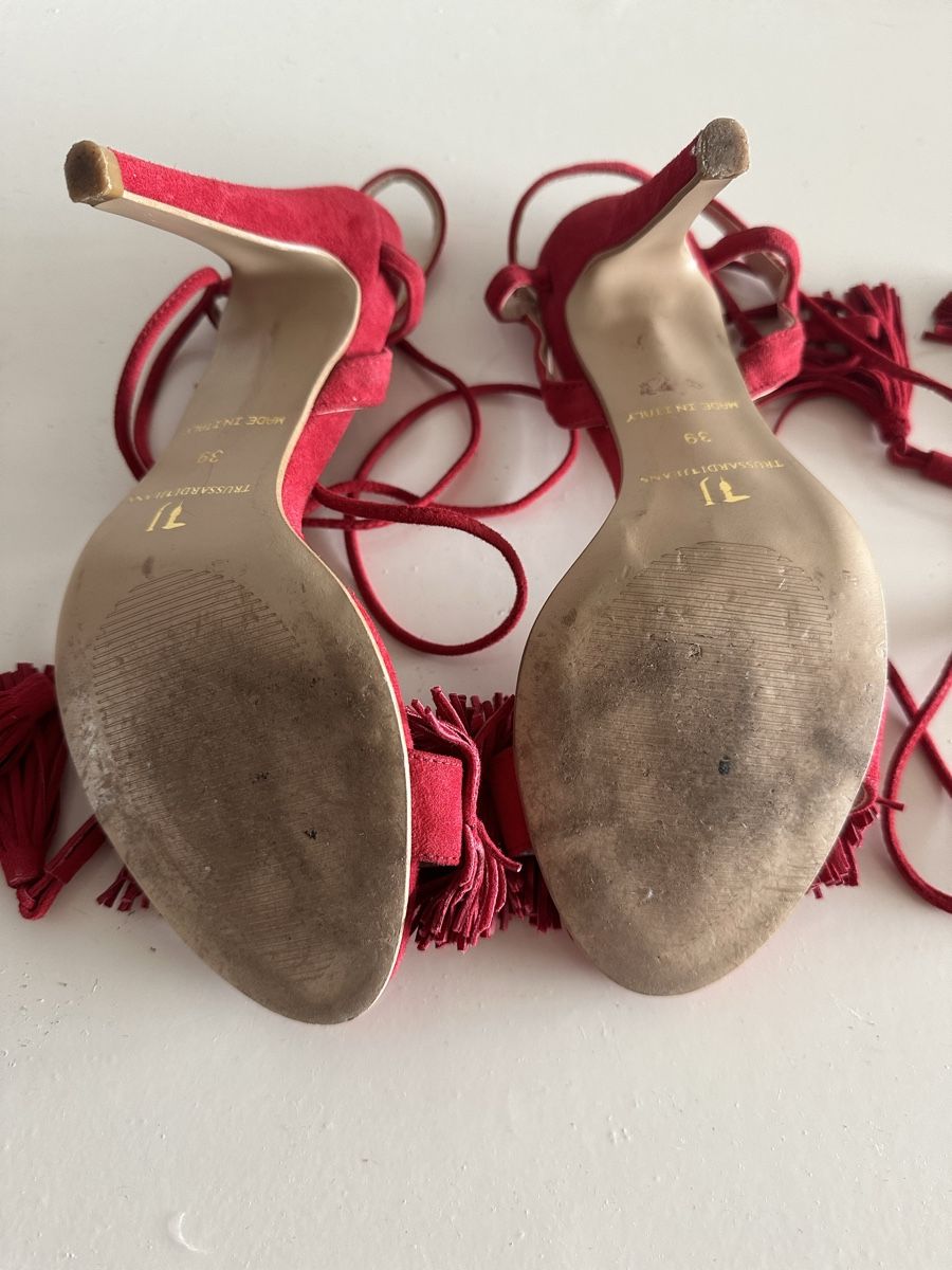 Trussardi Scarpe da donna: Trussardi red suede sandals size 39 – Usato da Genève venduto da cat2310 2