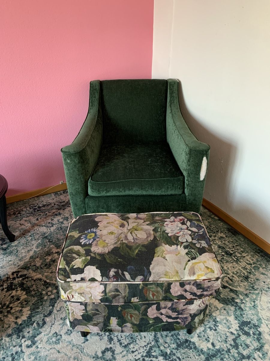 Poltrone: Retro Sessel Grün mit Blumenhocker – Usato da Luzern venduto da deb_dg6g 1