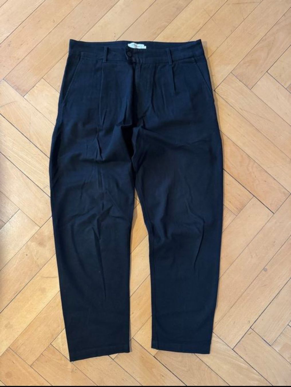 Pantaloni: Thinking Mu Straight Leg Pleated Black Pants – Usato da Muri b. Bern venduto da SauceBernoise