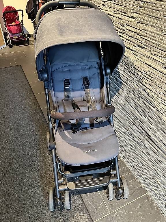 Poussette: Kinderbuggy – D'occasion à Aeschiried par kat_7ccl