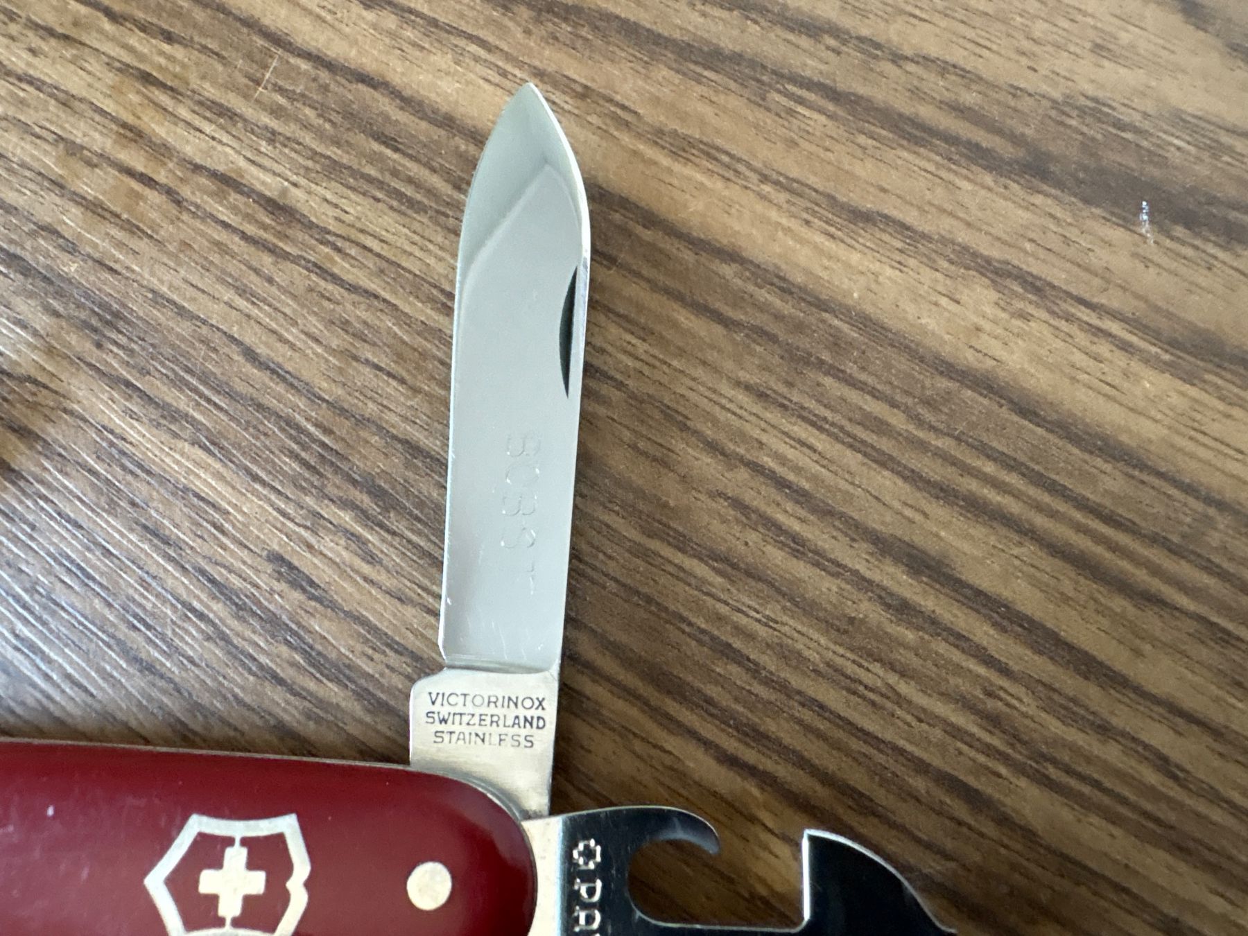 Victorinox Coltelli tascabile: VICTORINOX - VICTORIA - Sackmesser - BOBST – Usato da Andwil SG venduto da Rainboli 3