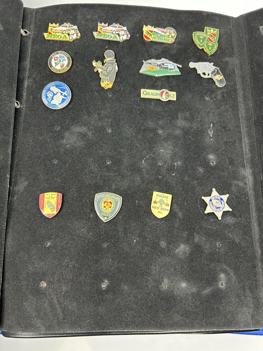 Placchette & Badge: Konvolut Polizei Pins CH/Ausland – Usato da Berikon venduto da DGC-1995 2