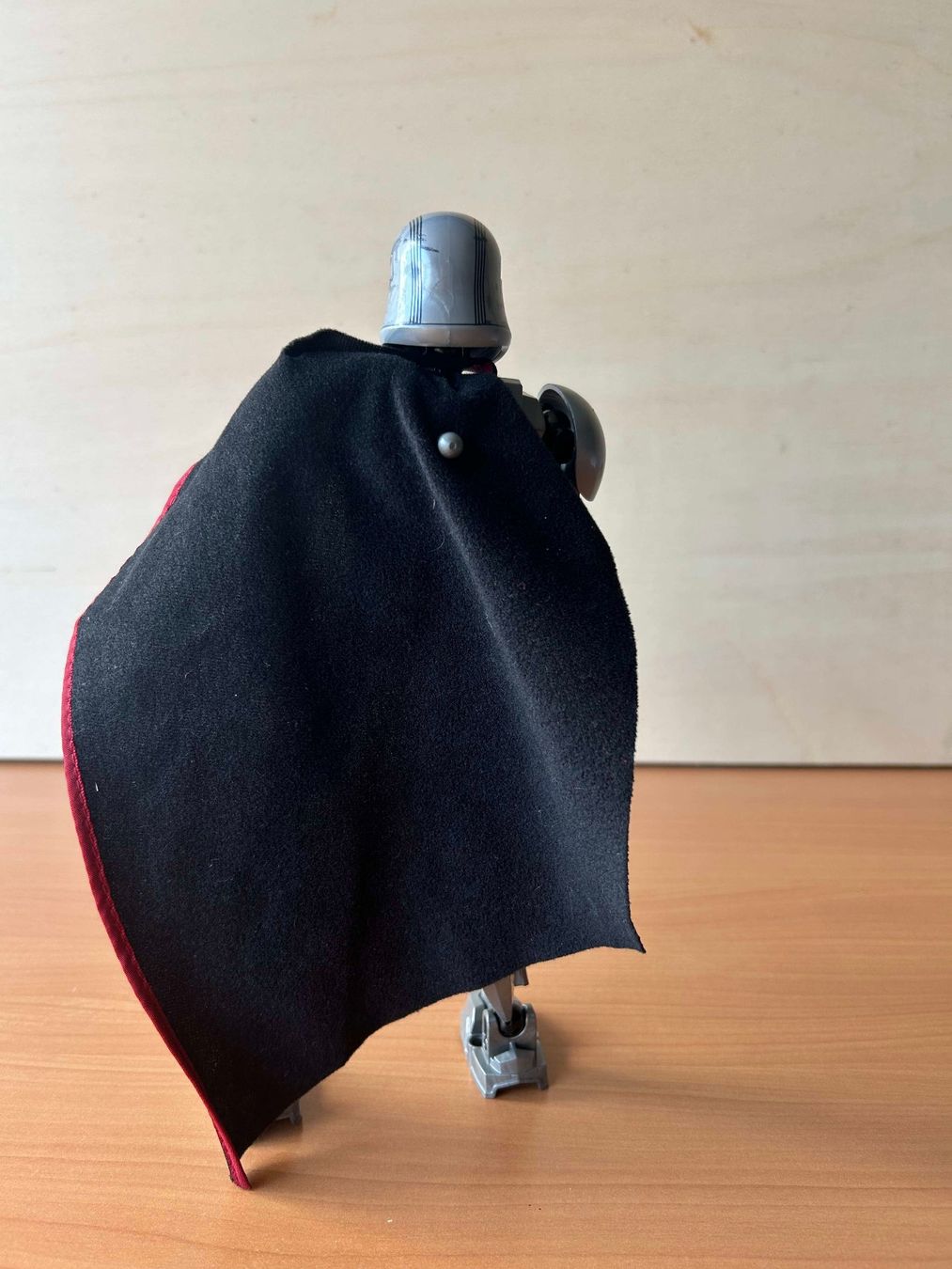 Lego Spielzeuge: Star Wars Buildable Figures - LEGO 75118 - Captain Phasma – Gebraucht aus Massongex von elcomerciante19 2