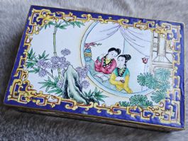 Antike perfekte Canton Email Dose China, ca 1920