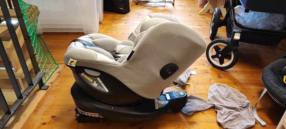 Joie Seggiolini per auto: Auto-Kindersitz Joie 0-19 kg drehbar inkl. Zubehör  – Usato da Knonau venduto da mo87 6