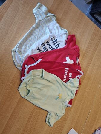 Baby Bodys Kurzarm, Grösse 74/80