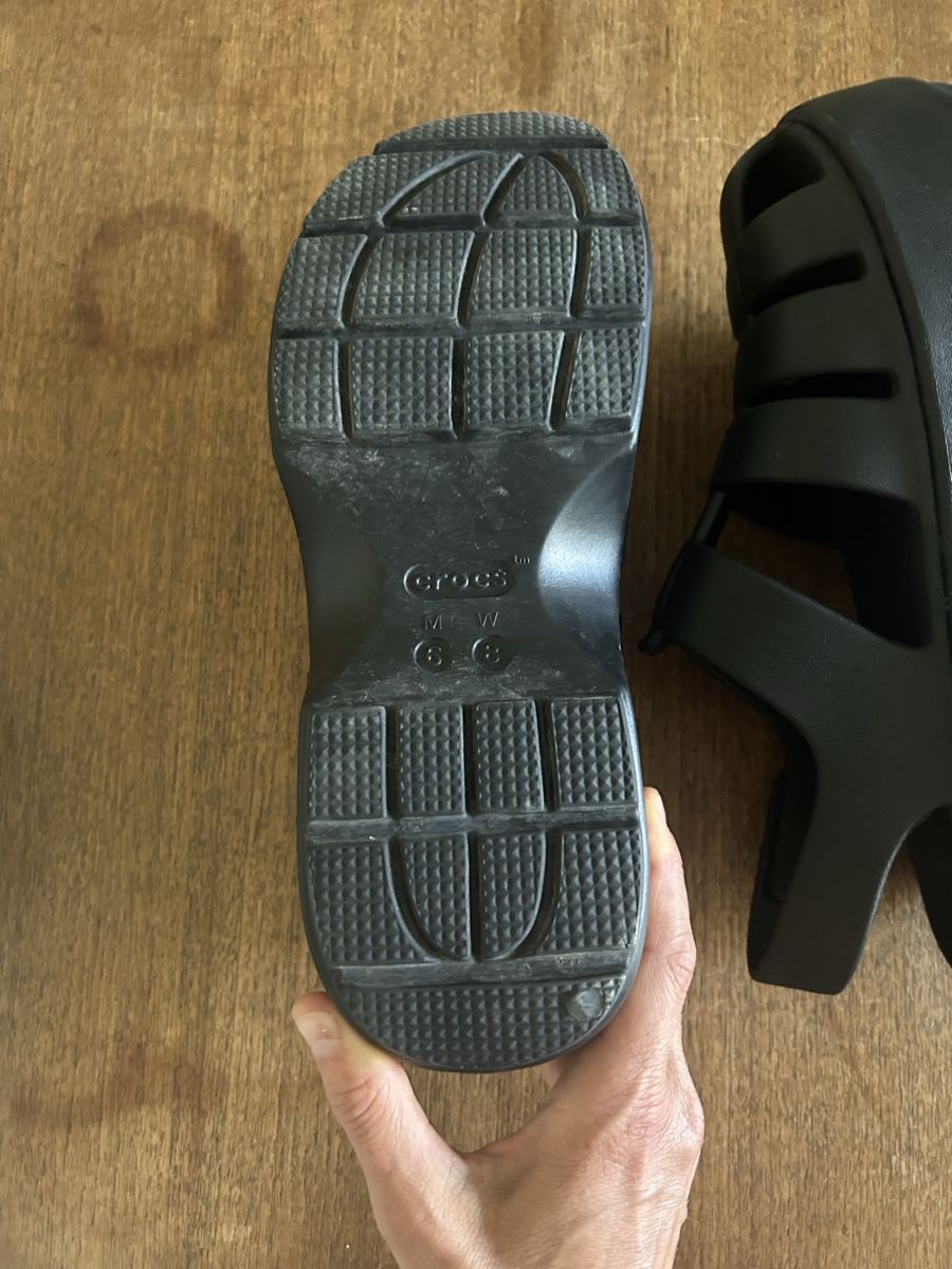 Crocs Scarpe da donna: Sandales Crocs noires taille 38 – Usato da Genève venduto da Pogopo 5