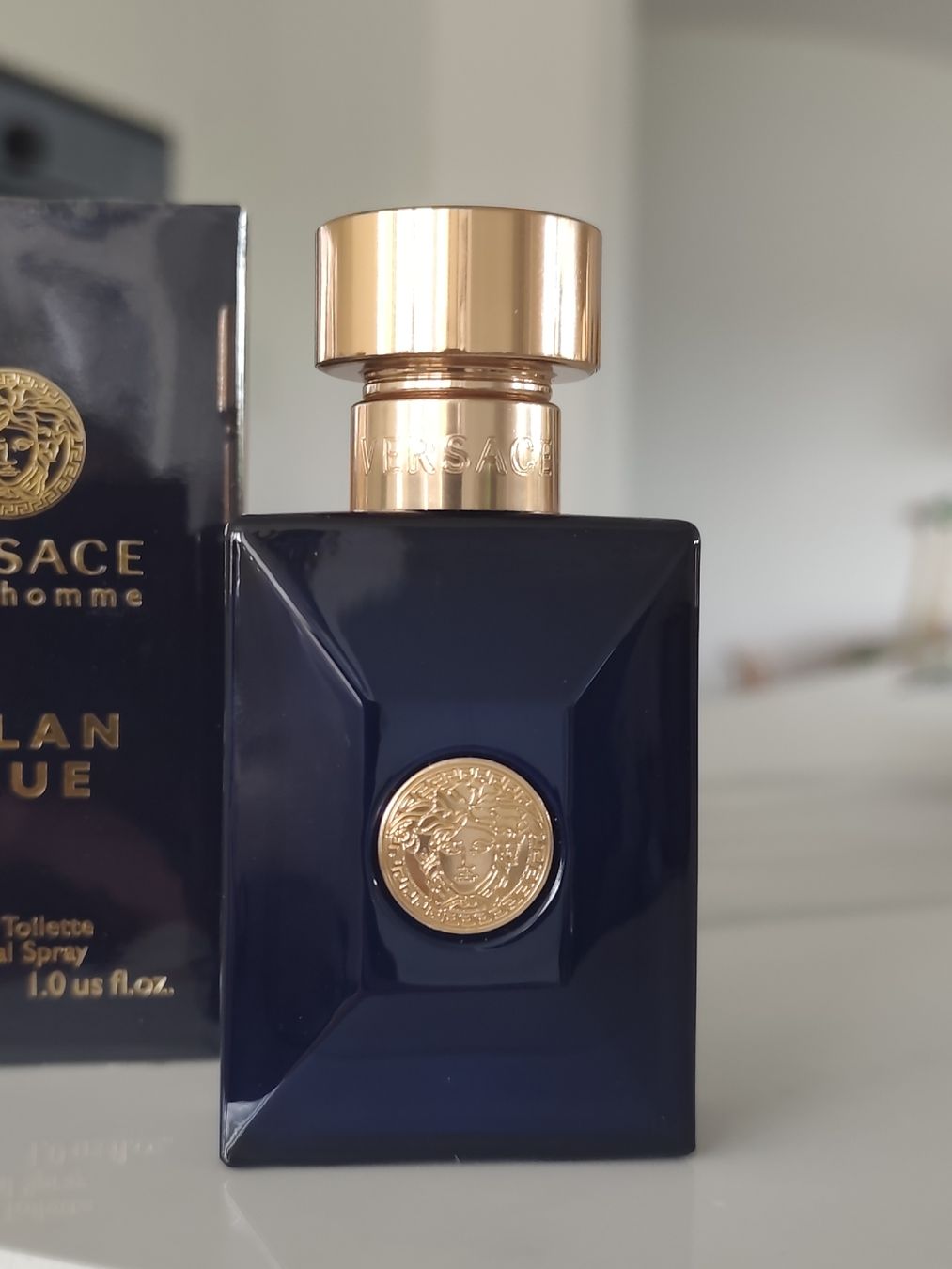 Versace Profumi & Eau de Toilette: Parfume Versace Dylan Blue 30 ml – Nuovo (secondo la descrizione) da Männedorf venduto da Ursik_OnlineShop 1