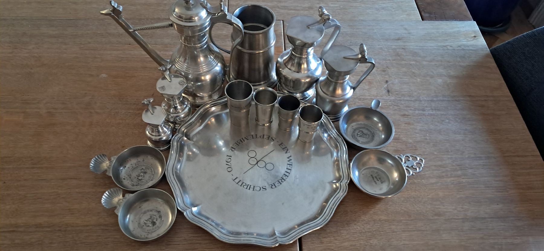 Services de table: Zinnset – D'occasion à Nidau par Darkpooh