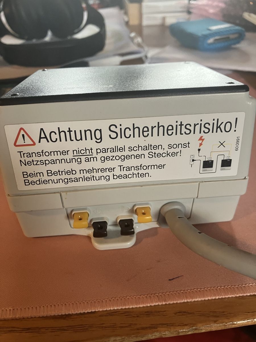 Märklin Modelleisenbahnen: Märklin 6002 Transformer 52VA – Gebraucht aus Steffisburg von  1