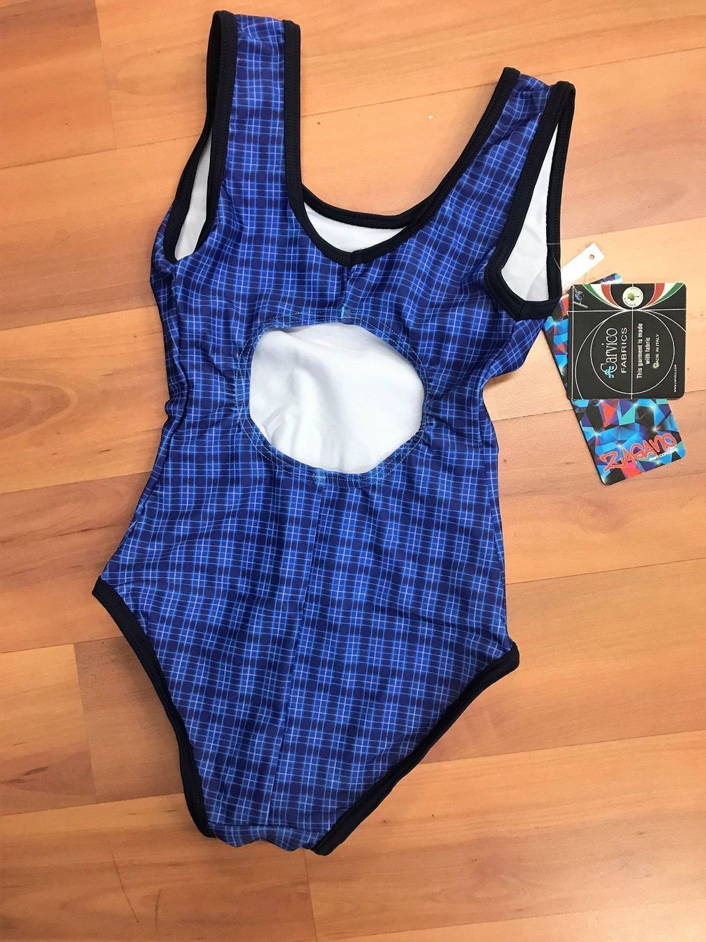 Costumi da bagno & Bikini: Mädchen Badeanzug, Gr.104 gemustert ZAGANO Italy – Nuovo e nell'imballaggio originale da Adliswil venduto da vette56 1
