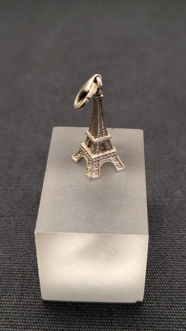 Pendentifs: Silber-Anhänger EIFFELTURM – D'occasion à Basel par spinne02 2