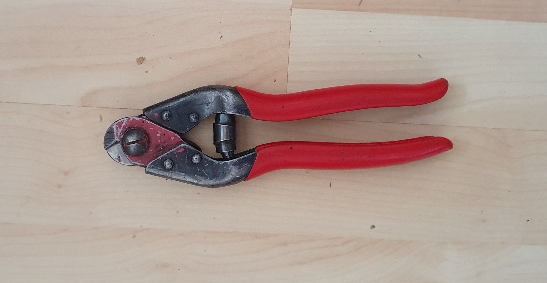 Felco Alle Werkzeuge: Felco Drahtschneider C7 – Gebraucht aus Jona von blr_cjg6