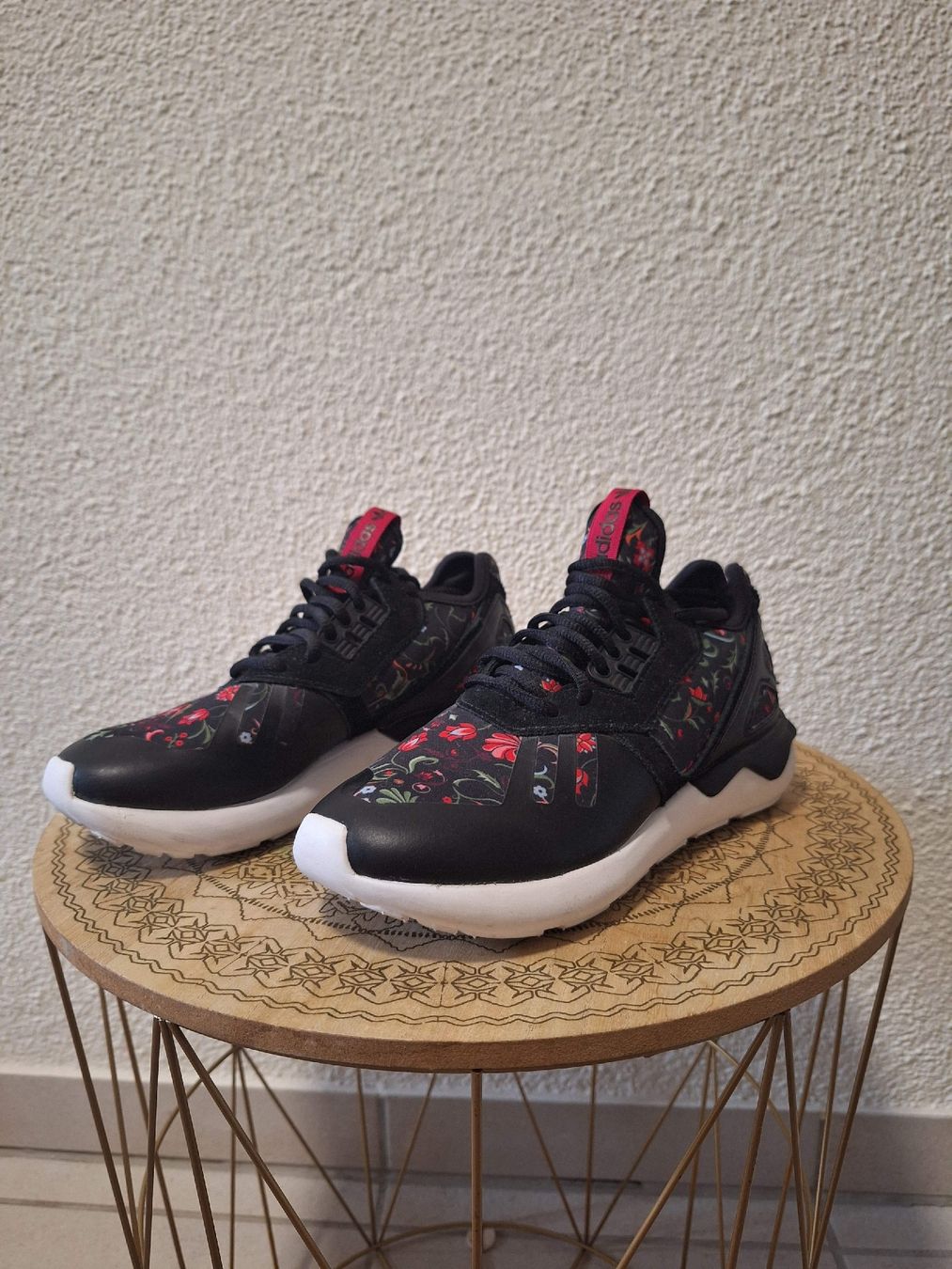 Adidas Scarpe da donna: Adidas Tubular Runner – Usato da Egg b. Zürich venduto da bin_tn7z 1