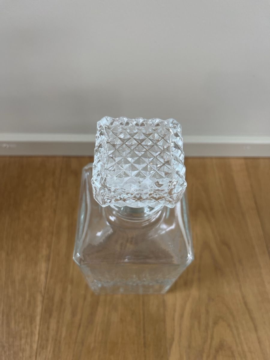 Caraffe: Vintage Dekanter / Karaffe aus Glas mit Schliffmuster – Usato da Bellach venduto da jba03 1