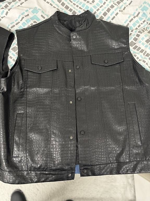 Gilet & Giacche: 2x Lederwesten XL & XXL – Usato da Möriken AG venduto da E60Veni 1