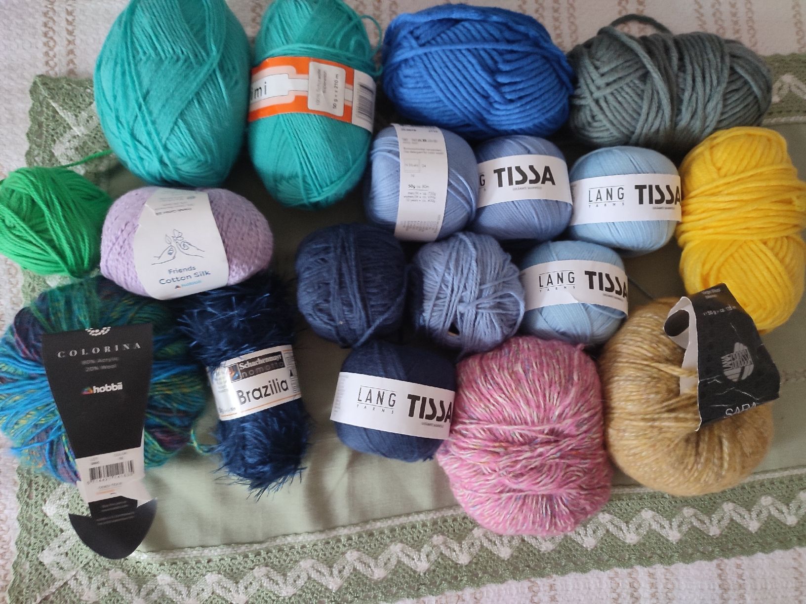Lang Yarns Lana: Grosses Wollpaket, verschiedene Marken, – Nuovo (secondo la descrizione) da Zürich venduto da sim_my2m