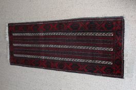 schöner Orientteppich in gutem Zustand, 51x 145 cm