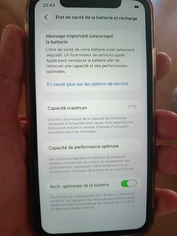 Apple Telefoni cellulari / Smartphones: iPhone 11 etat neuf – Usato da Meyrin venduto da Mtiga 3