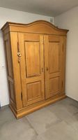 Antiker Schrank