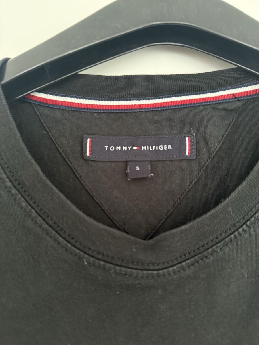 Tommy Hilfiger T-shirt: Tommy Hilfiger Tshirt – Usato da Zollikon venduto da di_146 2