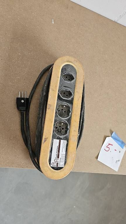Stecker: Steckerleiste – Gebraucht aus Wattwil von Schweizer12 1