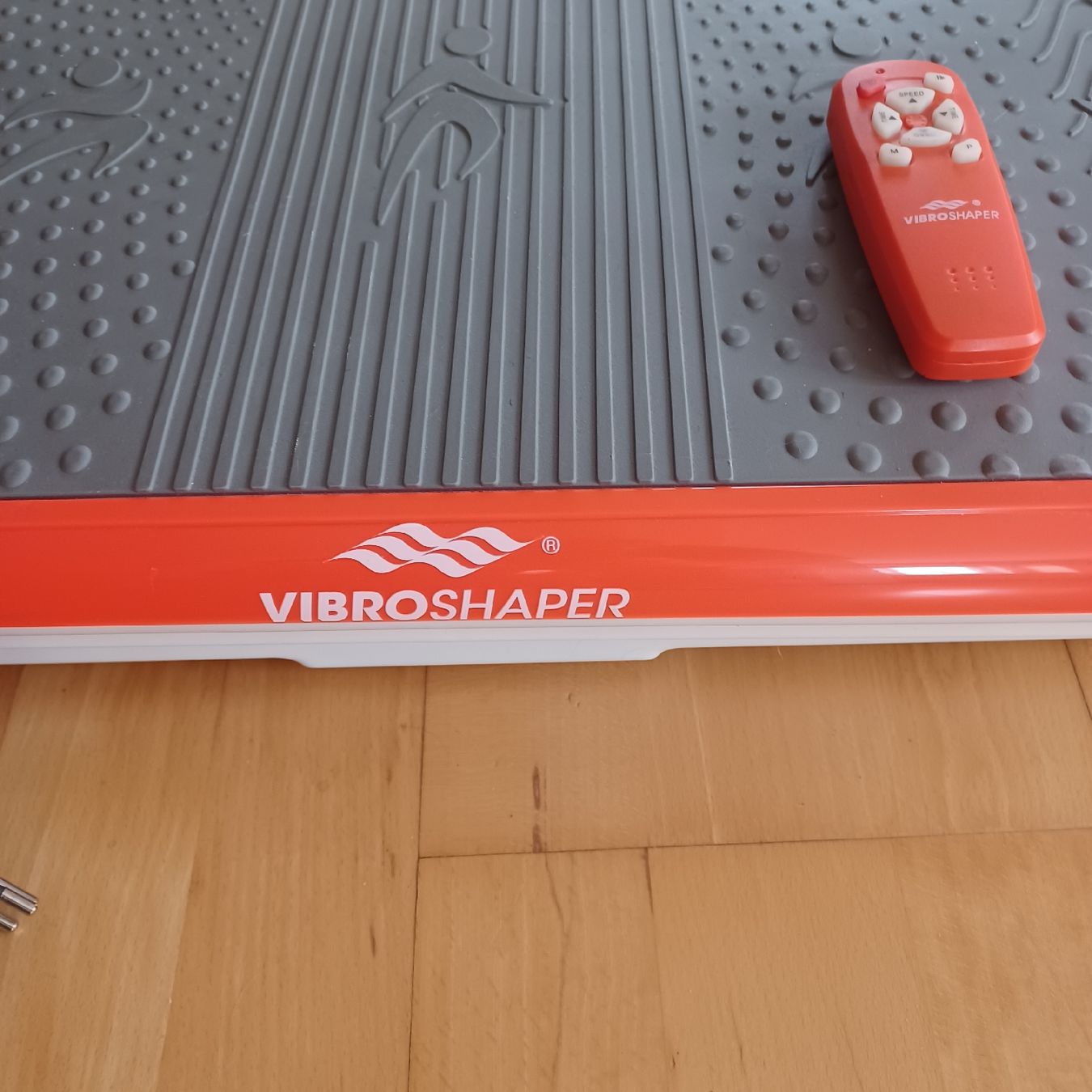 Vibroshaper Hometrainer: Vibroshaper , Vibrationsplatte – Usato da Waldkirch venduto da Fantasia-101 2