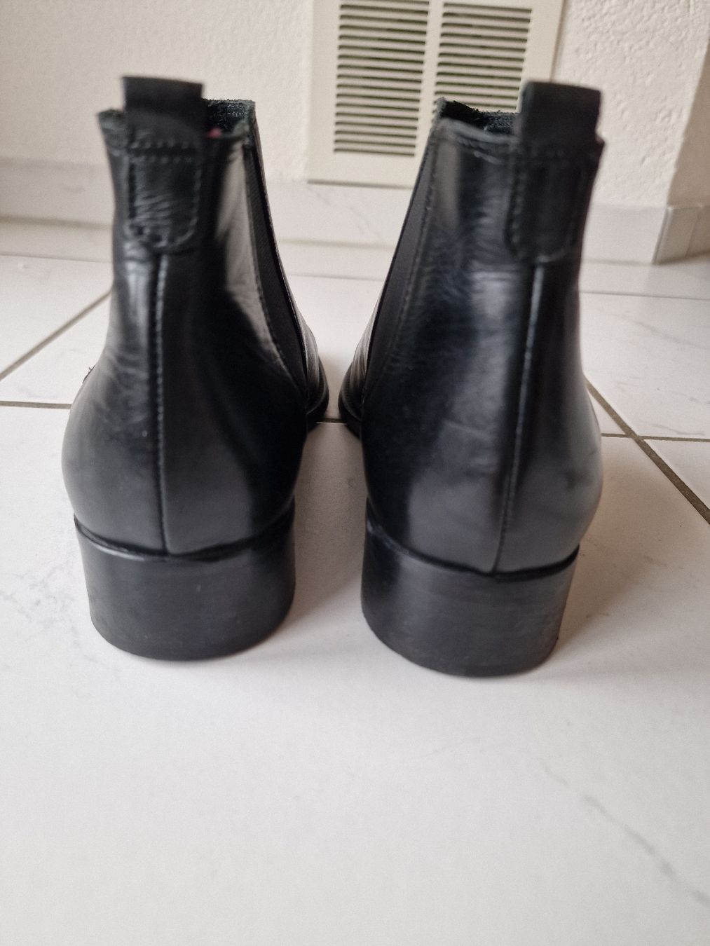Bagatt Scarpe da donna: Stiefeletten von Bagatt schwarz – Usato da Lausen venduto da Joli-80 3
