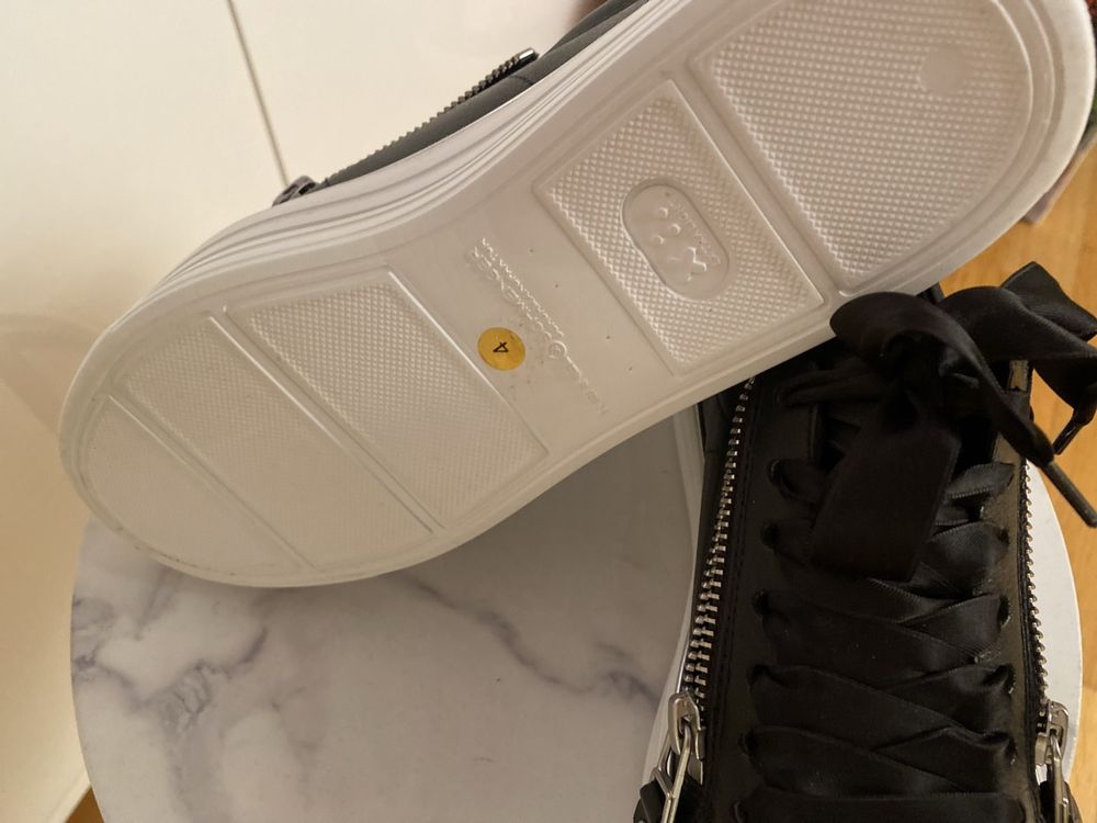K&S Schicke schwarze Ledersneakers Gr. 36 7